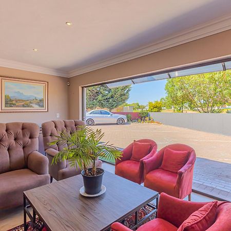 Holiday Guest House Langebaan Luaran gambar