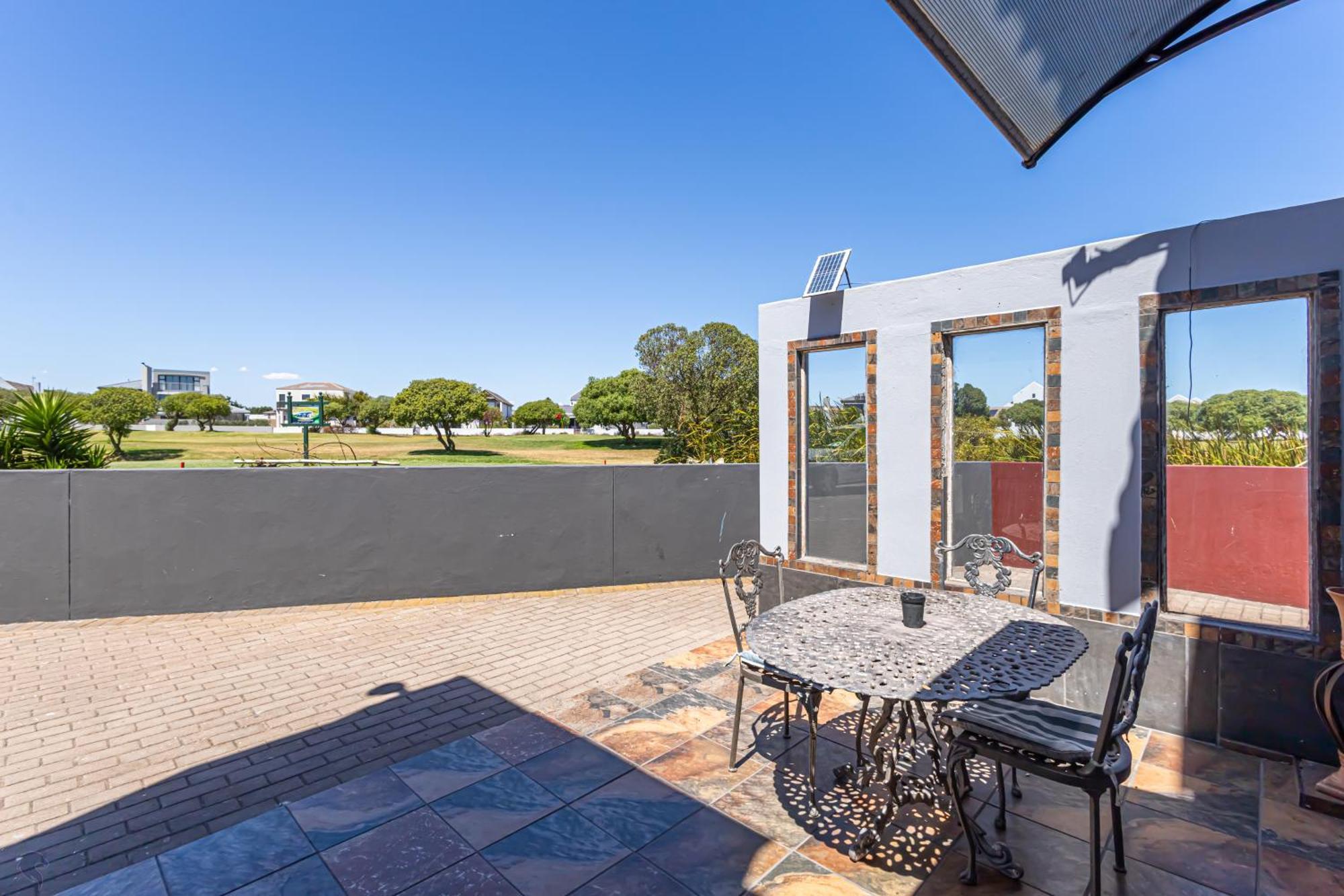 Holiday Guest House Langebaan Luaran gambar