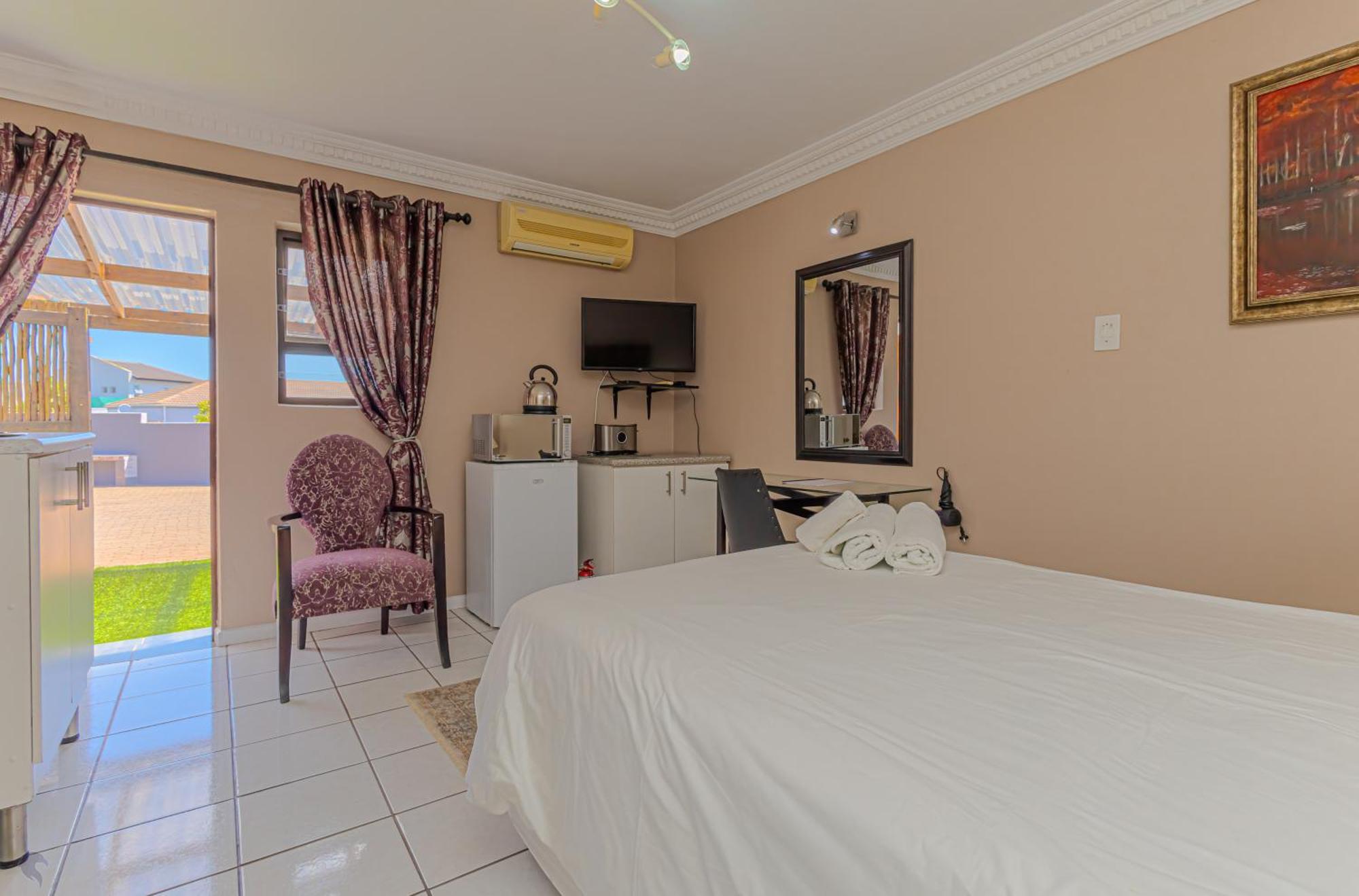 Holiday Guest House Langebaan Luaran gambar