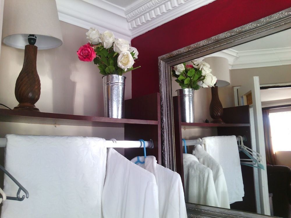 Holiday Guest House Langebaan Luaran gambar